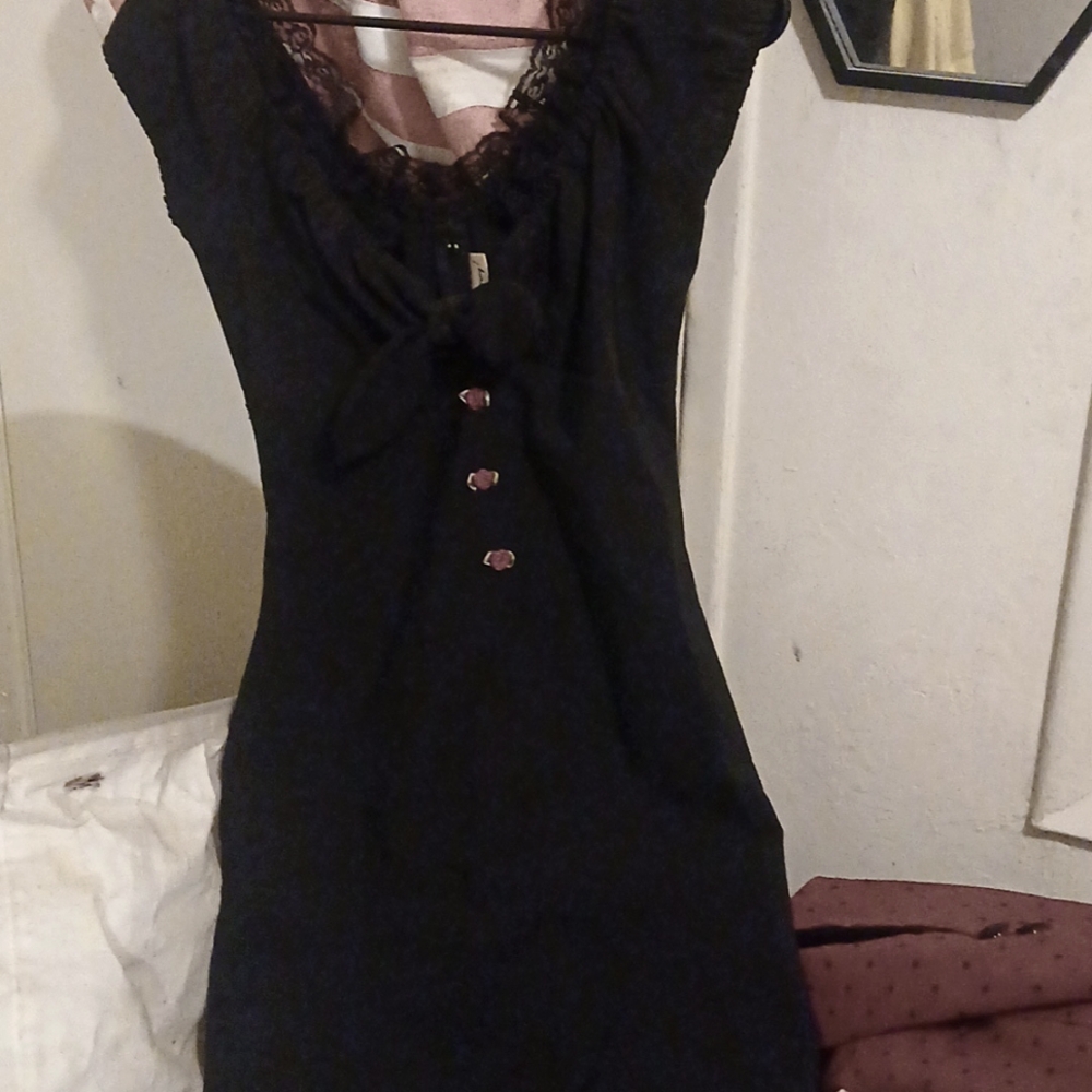 Stop Staring Elegant Black Dress with Lace And Rose  Accents